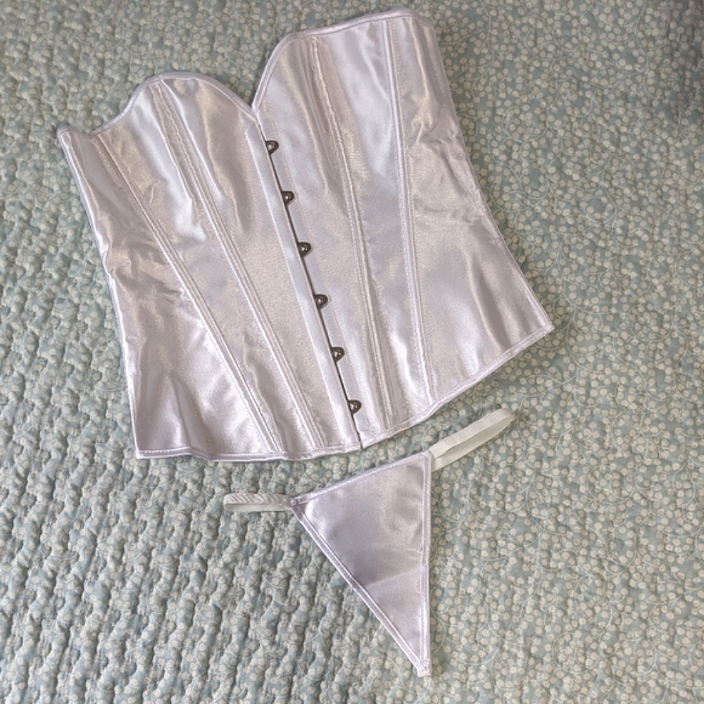 Busk Closure Corset With Matching G-String Nwot - image 1